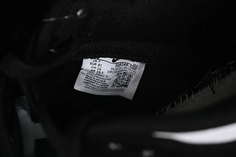All categories Nk SB Dunk series Nk SB Dunk Low low-top sneakers Nk Dunk Low "Suede Panda" suede panda low-top casual sneakers FQ8249-100